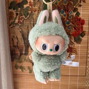 EXCITING MACARON “GREEN GRAPE” LABUBU